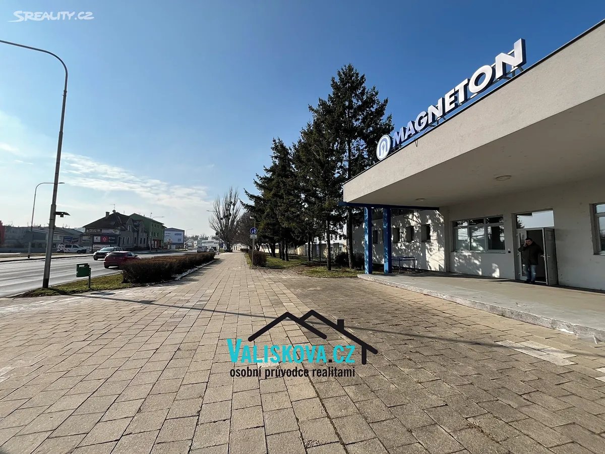 Pronájem kanceláře 347 m² – pohled 3