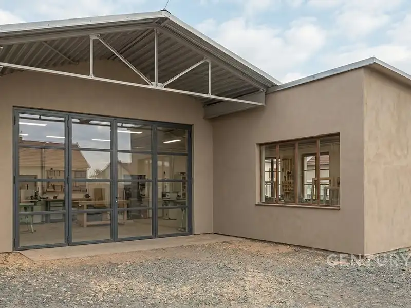 Prodej skladového prostoru 1100 m², Holýšov – náhled fotky 3