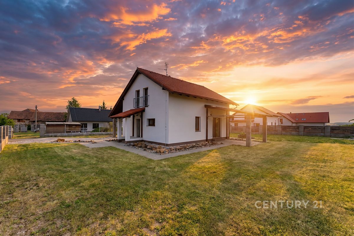 Prodej rodinného domu 160 m², pozemek 869 m²