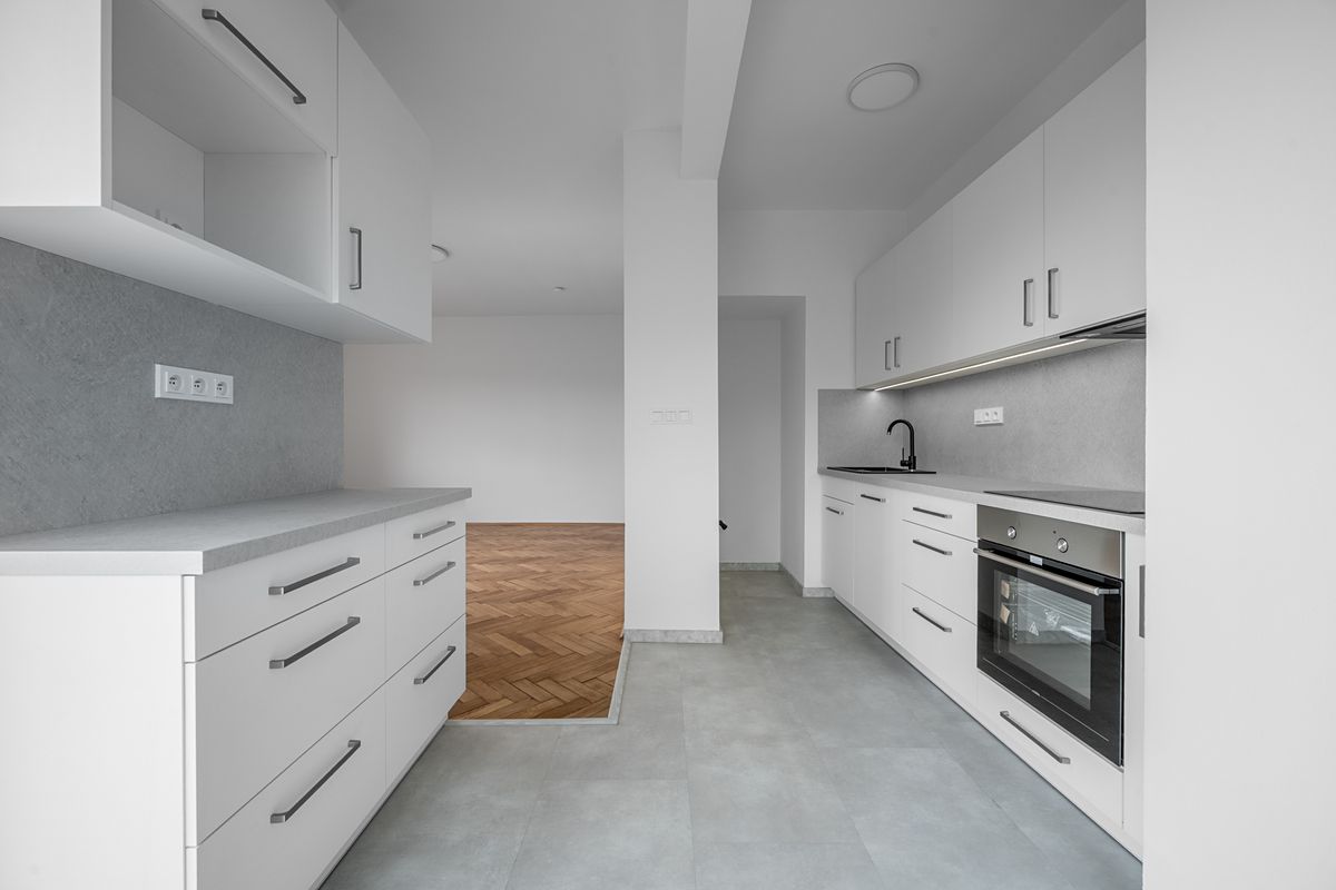 Pronájem bytu 2+1 77 m²