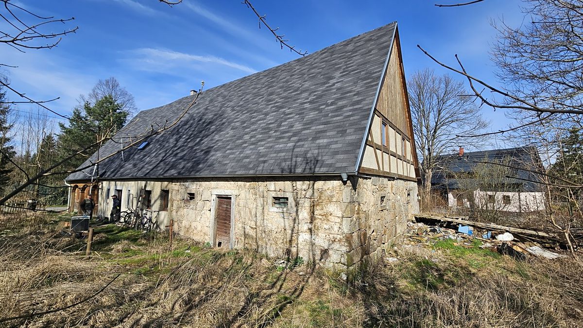 Prodej rodinného domu 200 m², pozemek 3386 m² – fotografie 3