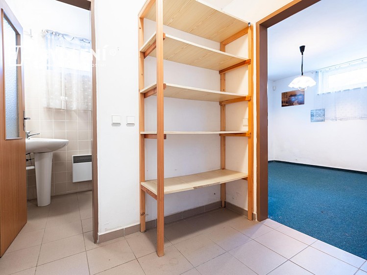 Prodej domu, 250 m² (19 z 48)