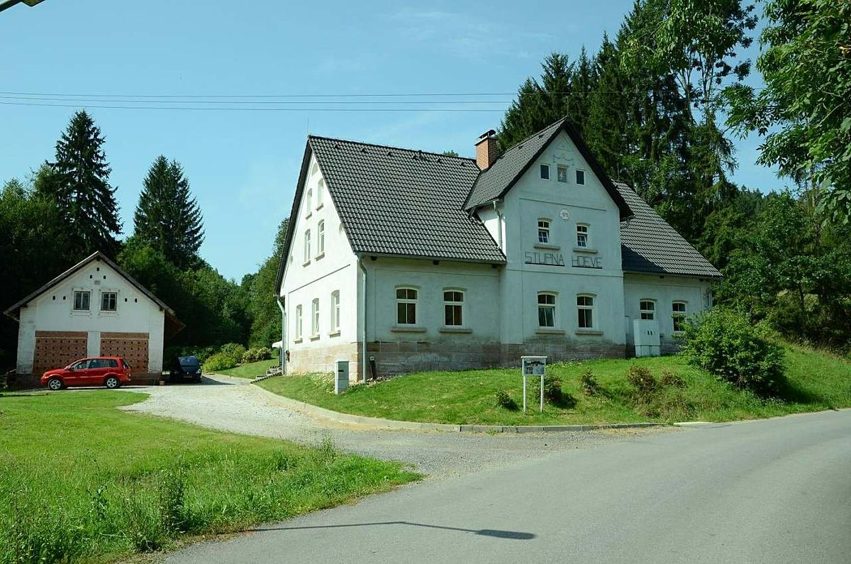 Prodej zemědělské usedlosti 300 m², pozemek 2000 m² – fotografie 3