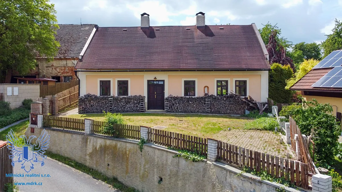 Prodej rodinného domu 192 m², pozemek 704 m²