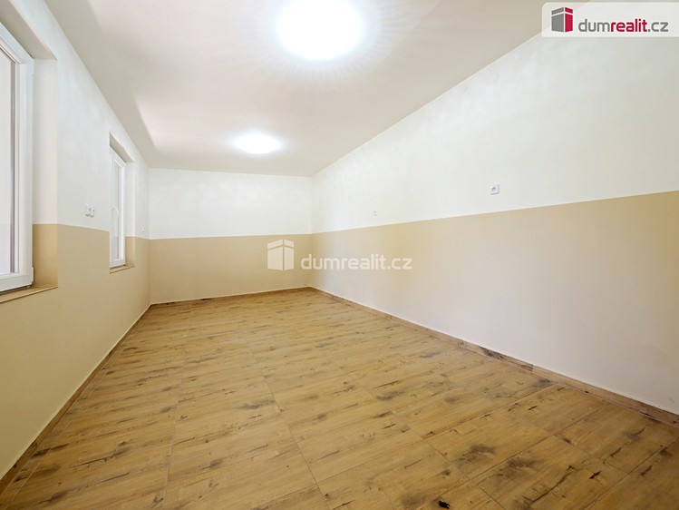 Будинок на продаж, 190 м² (3 з 38)