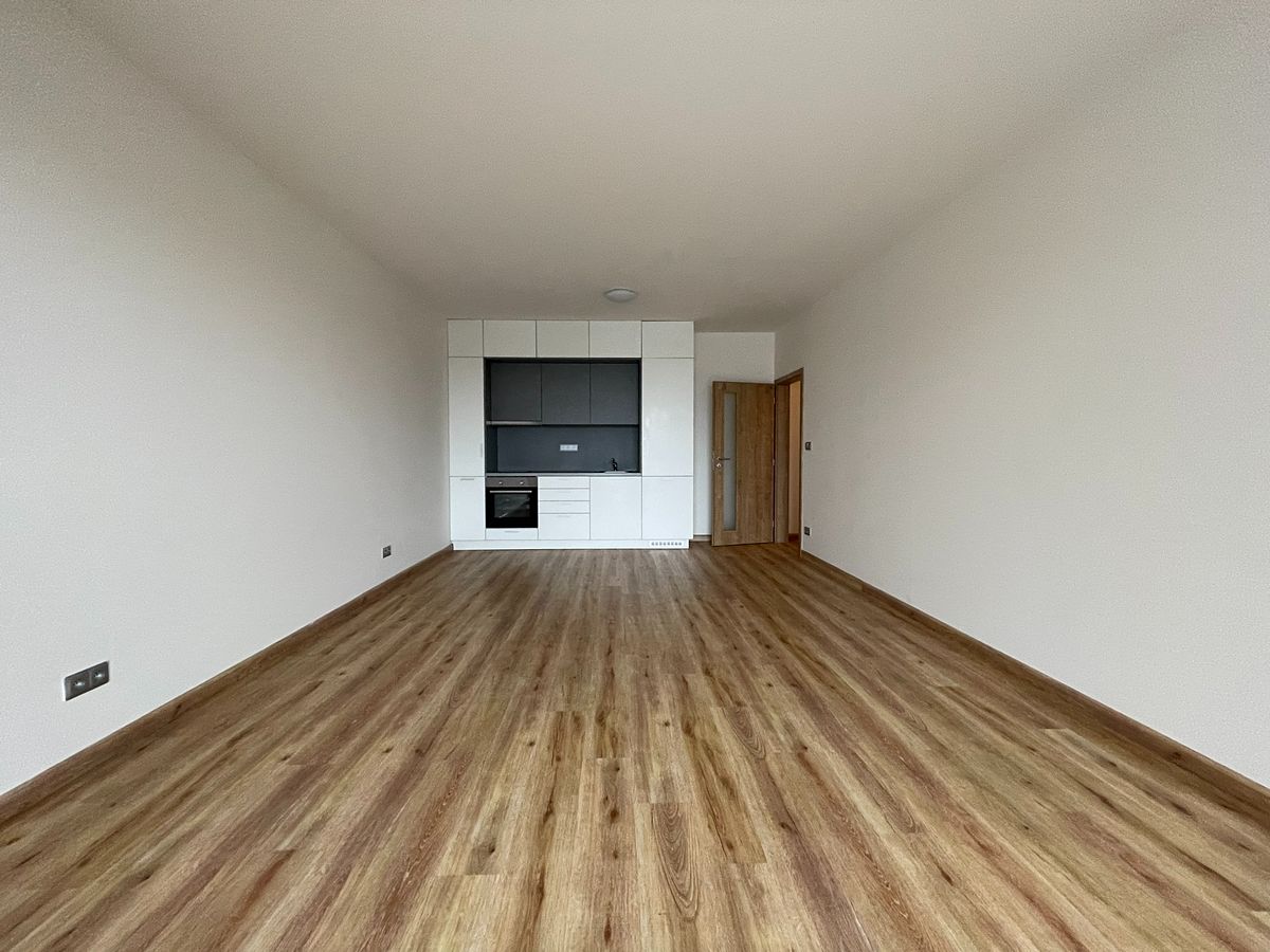 Pronájem bytu 1+kk 40 m² – fotografie 3