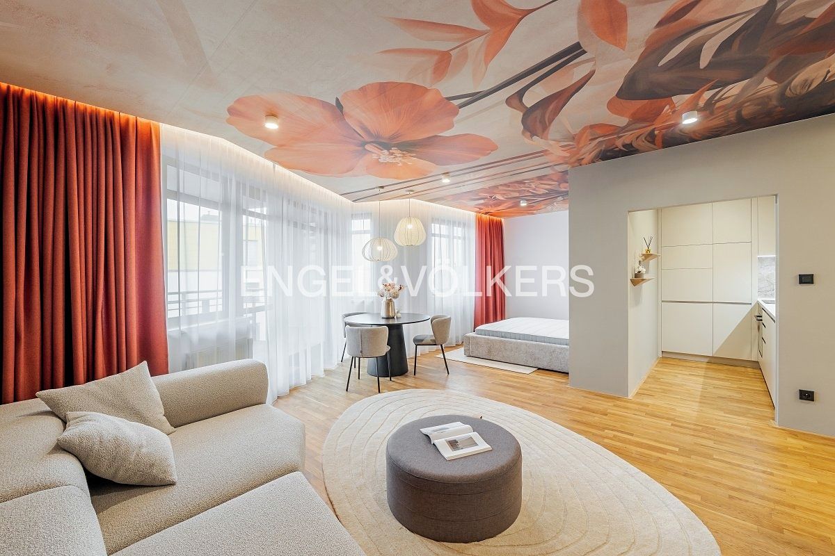 Pronájem bytu 1+kk 52 m²