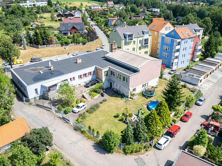 Комерційне приміщення на продаж, 1 020 м² (32 з 33)