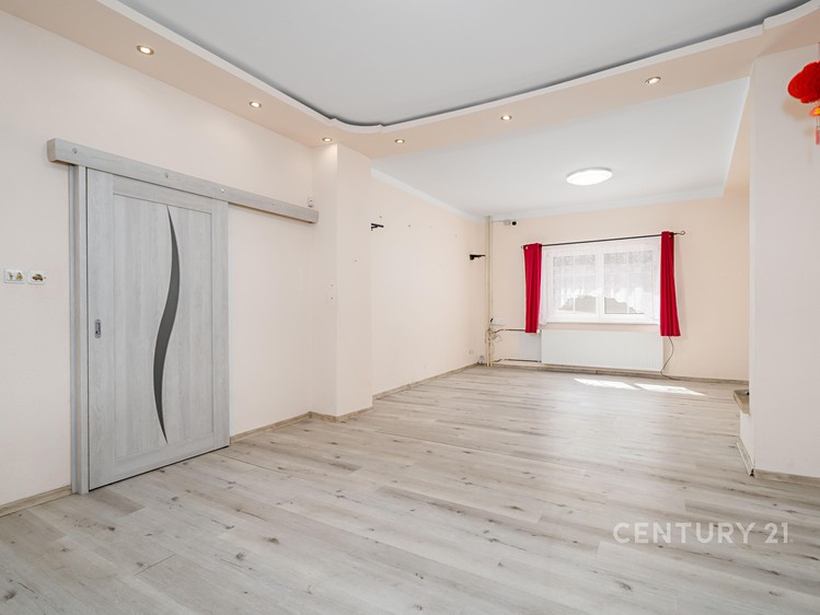 Будинок на продаж, 241 м² (16 з 35)