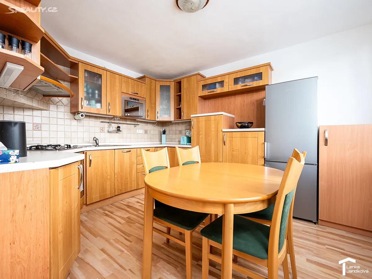 Prodej bytu 4+kk 110 m², Pardubice