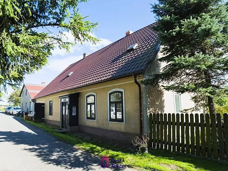 Prodej chalupy 118 m², pozemek 363 m², Hora Svatého Šebestiána – náhled fotky 1
