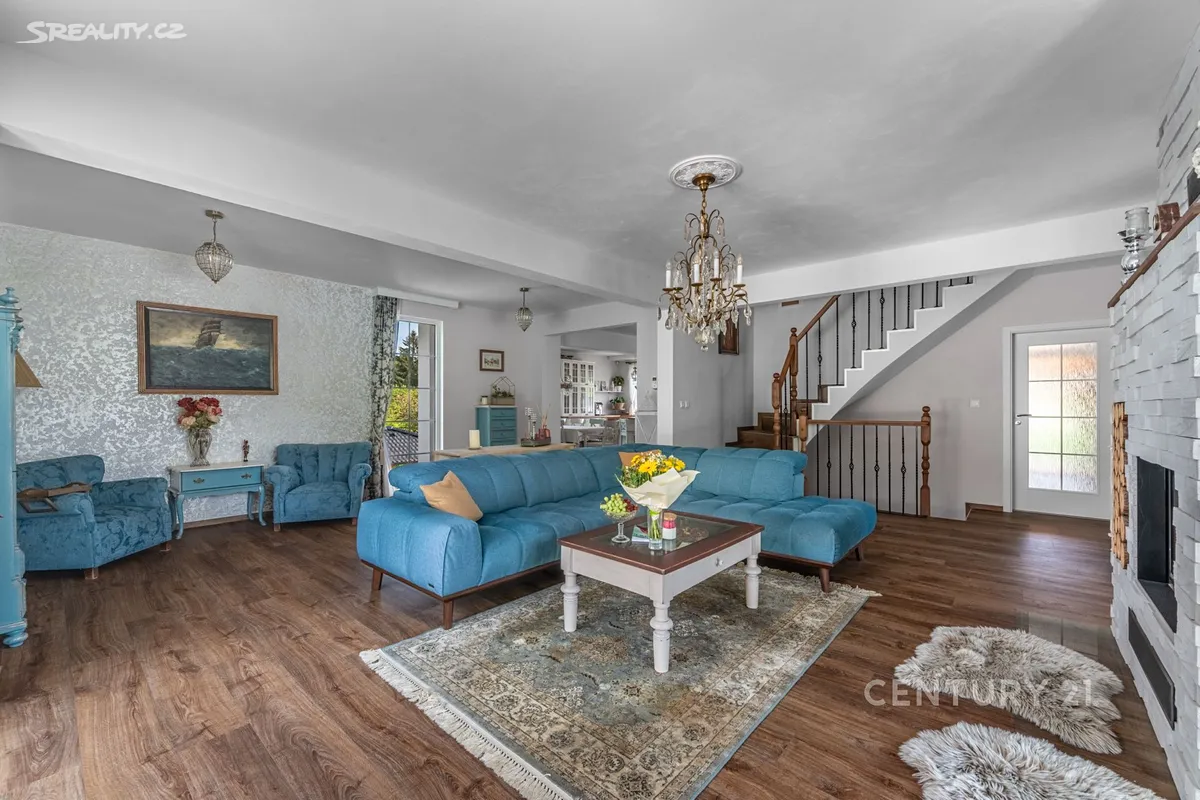 Prodej rodinného domu 340 m², pozemek 1893 m² - View 5