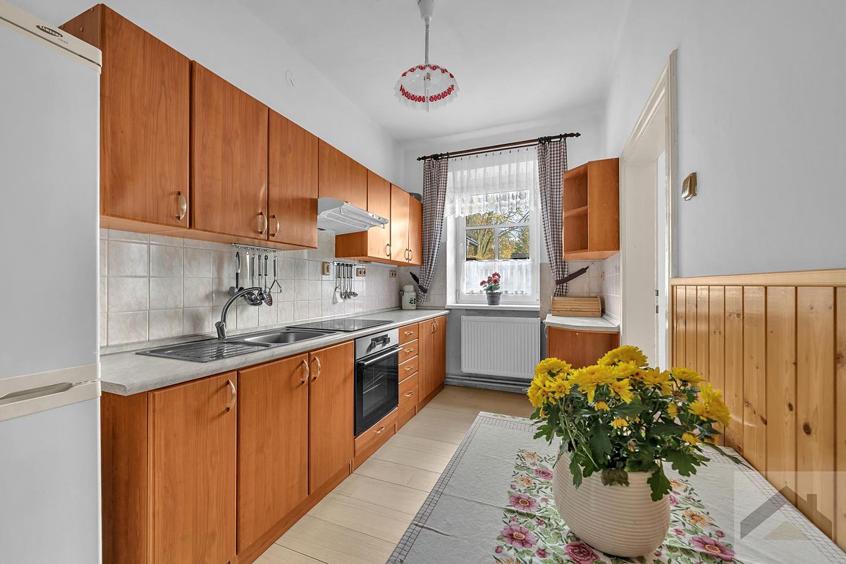 Prodej rodinného domu 150 m², pozemek 3188 m² – fotografie 5
