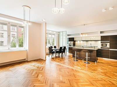 Prodej bytu 4+kk 111 m²