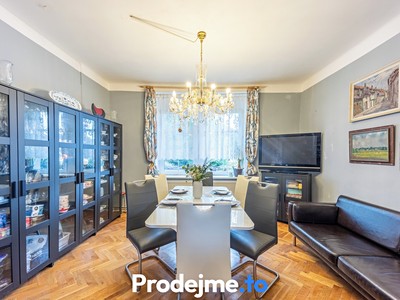 Prodej  rodinného domu 220 m², pozemek 949 m²
