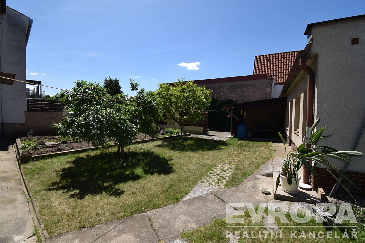 Prodej rodinného domu 190 m², pozemek 534 m² – fotografie 4