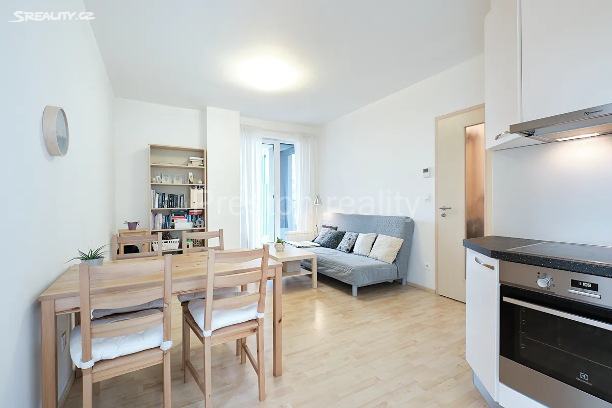 Prodej bytu 2+kk 48 m² – pohled 6