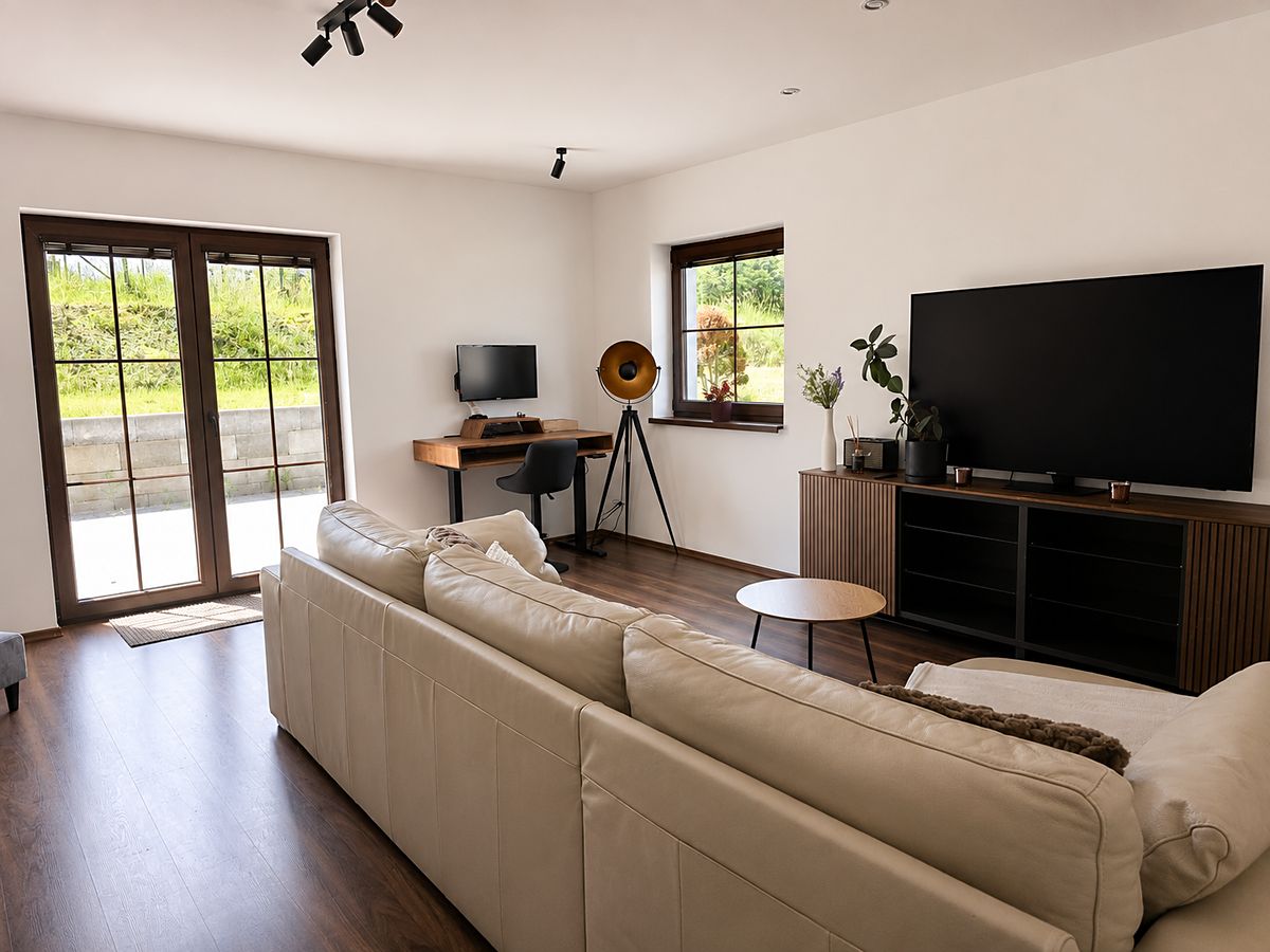 Prodej rodinného domu 148 m², pozemek 908 m² – fotografie 2