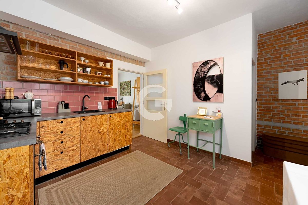 Prodej rodinného domu 200 m², pozemek 558 m² – fotografie 4