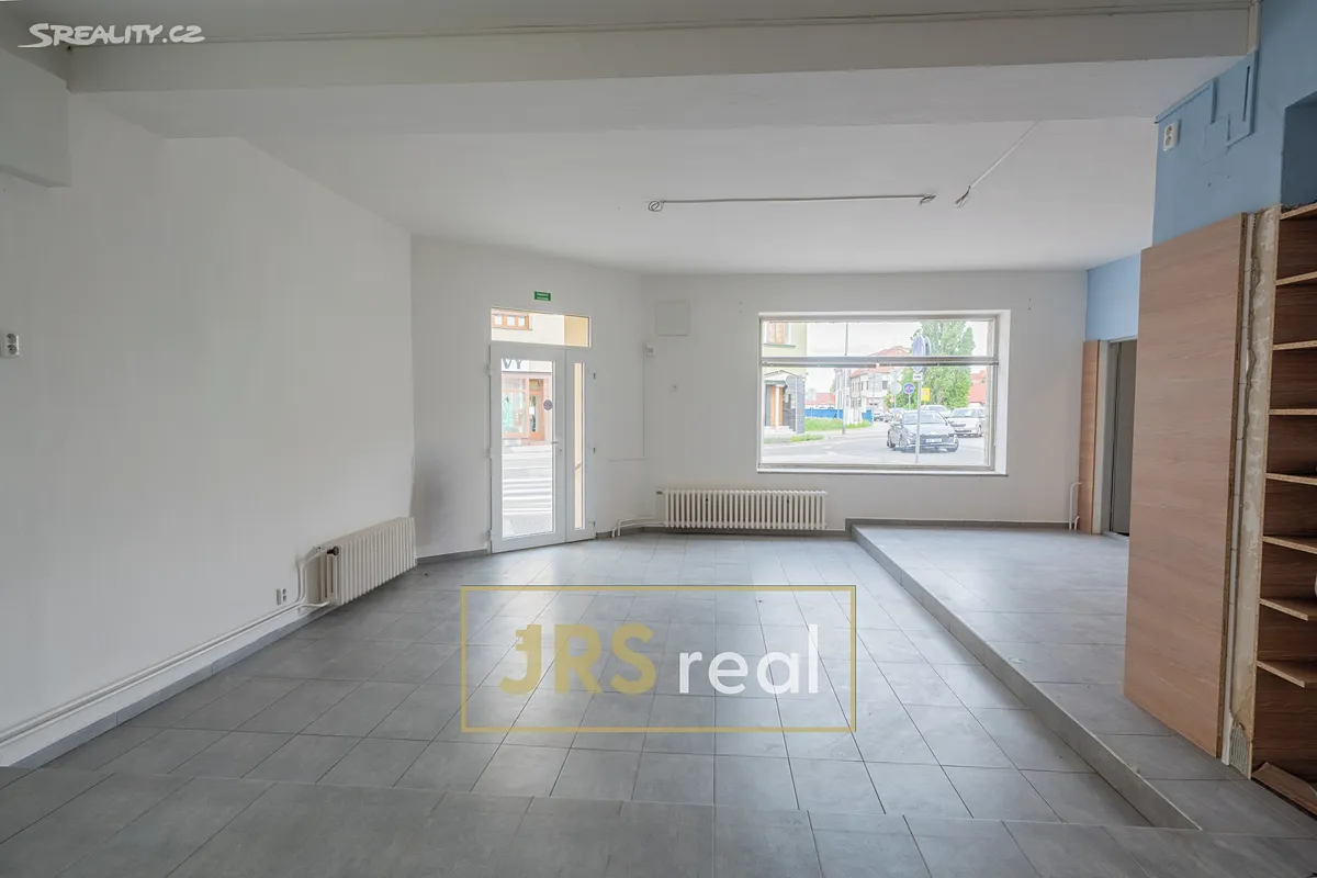 Pronájem obchodního prostoru 143 m² – pohled 5