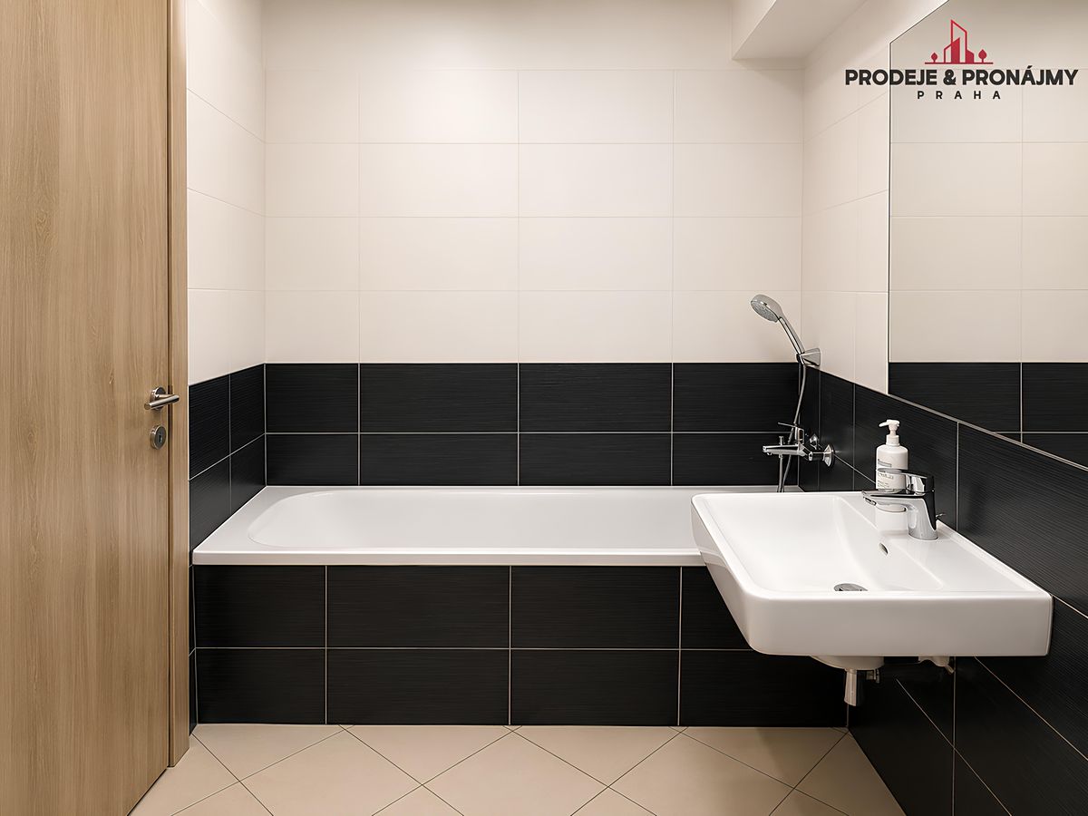 Prodej bytu 1+kk 30 m² – fotografie 4