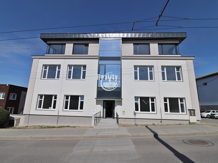 Комерційне приміщення в оренду, 584 м² (1 з 25)