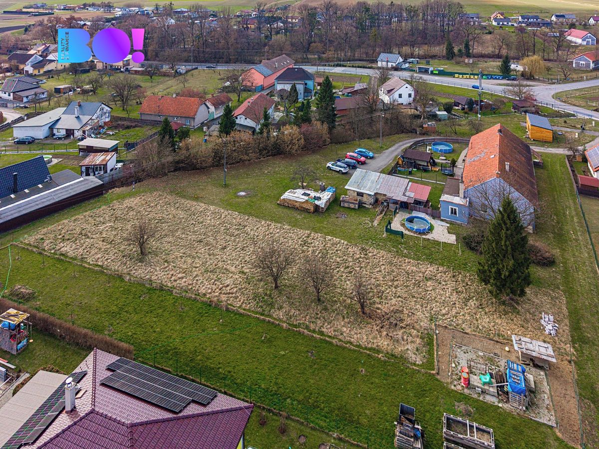 Prodej stavebního pozemku 1052 m² – fotografie 4
