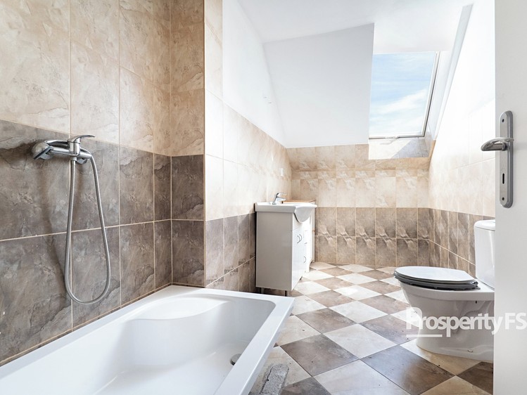 Будинок на продаж, 150 м² (11 з 44)