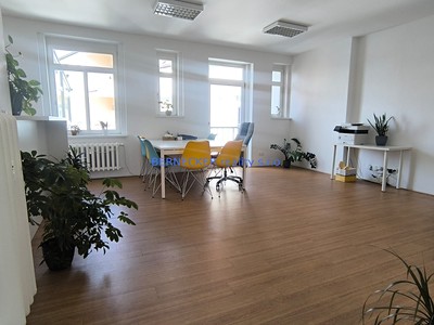Pronájem kanceláře 105 m²