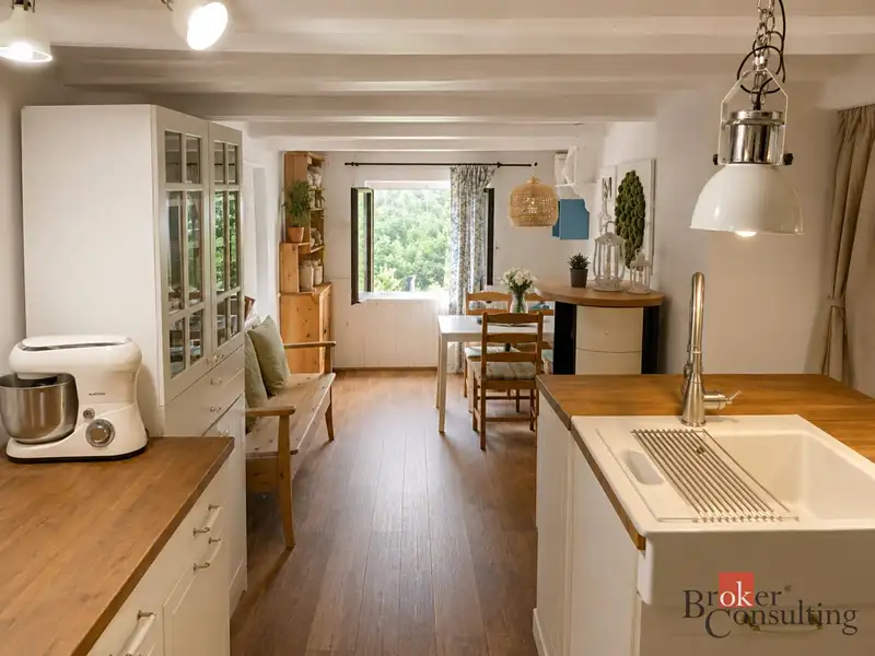 Prodej rodinného domu 58 m², pozemek 428 m², Bohy – náhled fotky 1