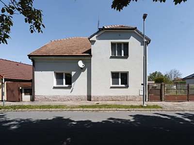 Prodej  rodinného domu 120 m², pozemek 1 639 m²