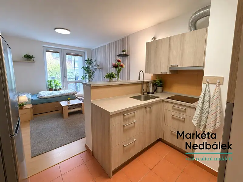 Prodej bytu 1+kk 27 m², Zlín – náhled fotky 3