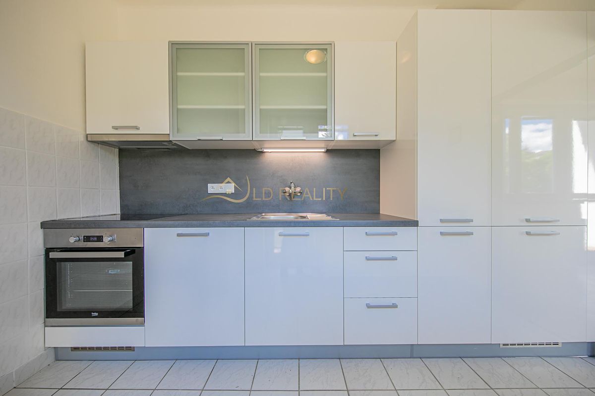 Pronájem bytu 4+1 91 m²