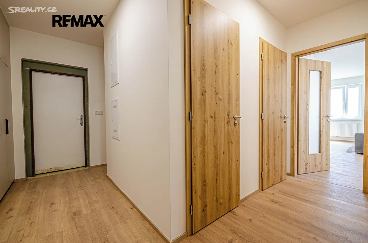 Prodej bytu 2+kk 66 m² – pohled 4