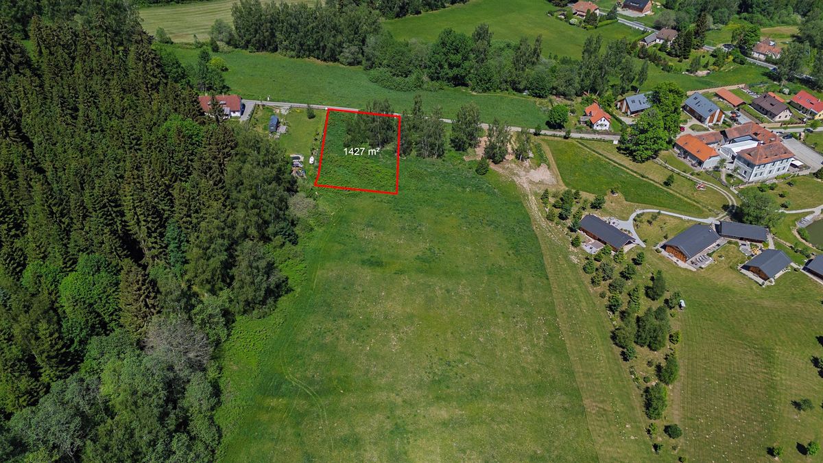 Prodej stavebního pozemku 1427 m² – fotografie 3