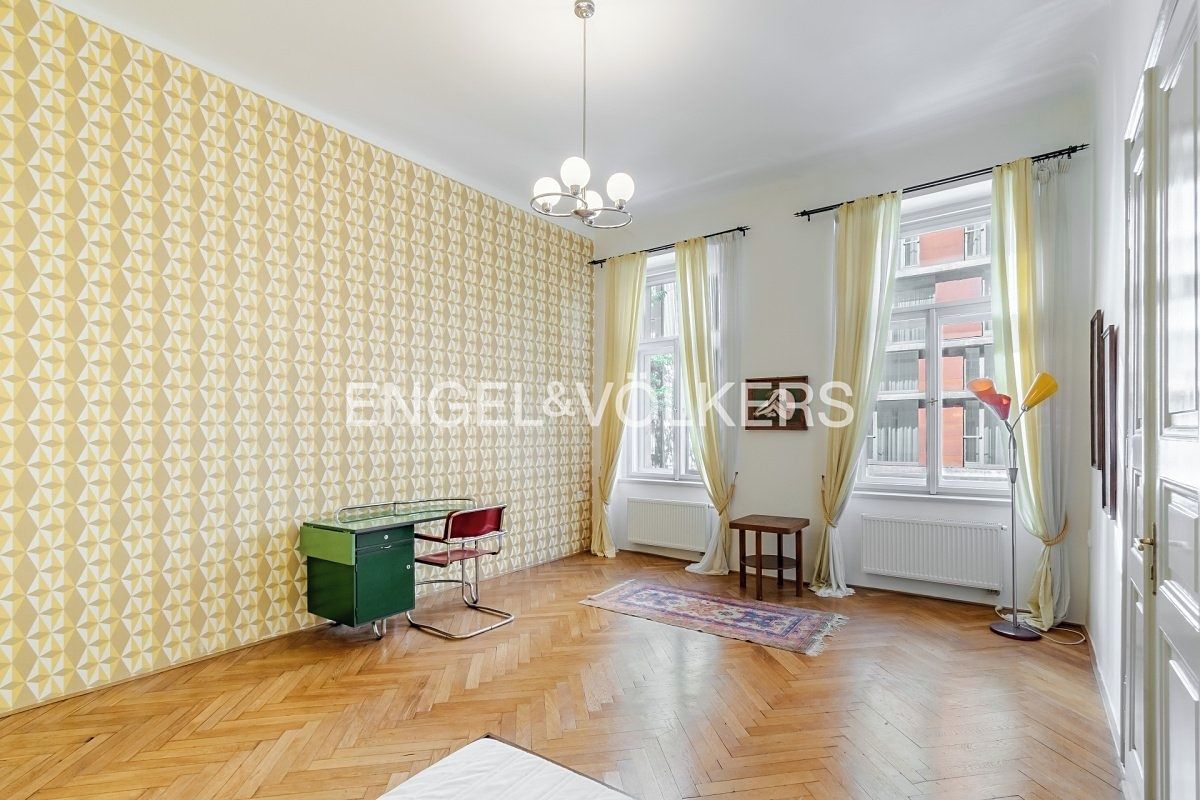 Pronájem bytu 1+1 42 m²