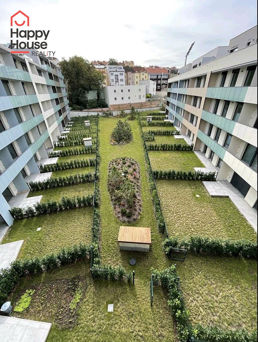 Pronájem bytu 3+kk 78 m² – fotografie 4
