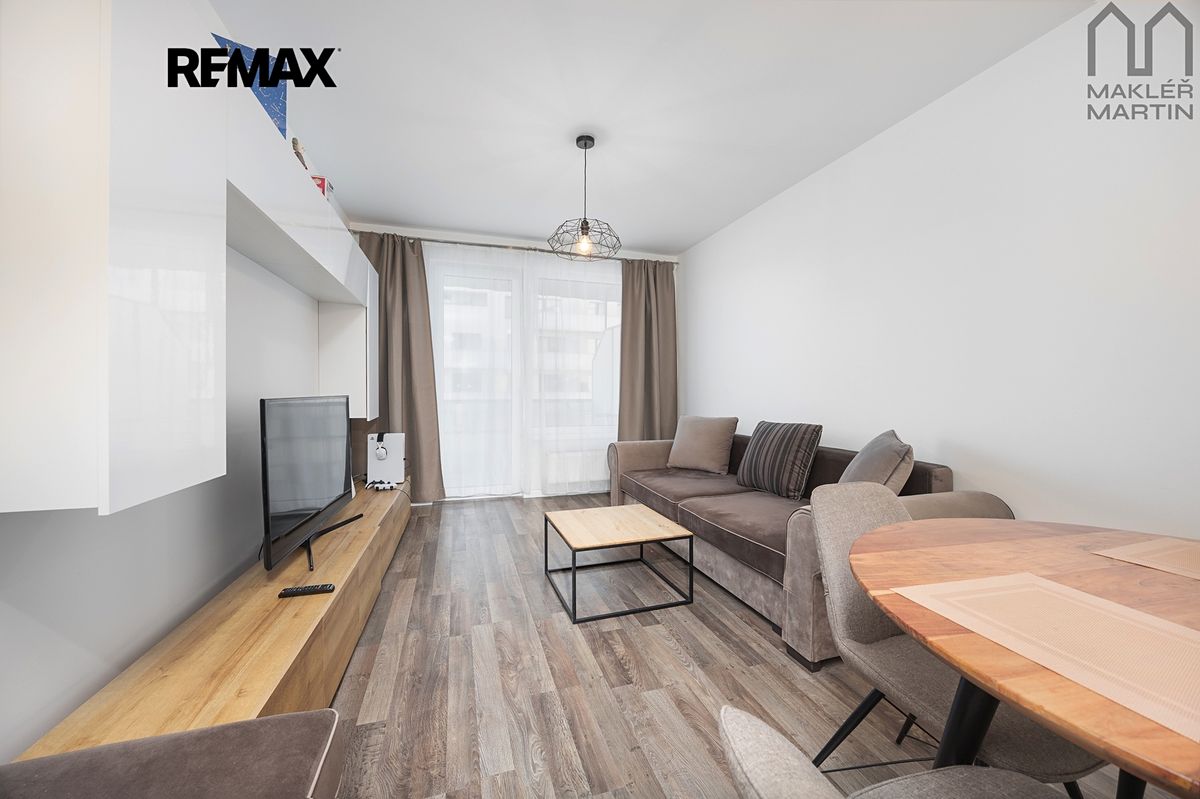 Pronájem bytu 2+kk 60 m²