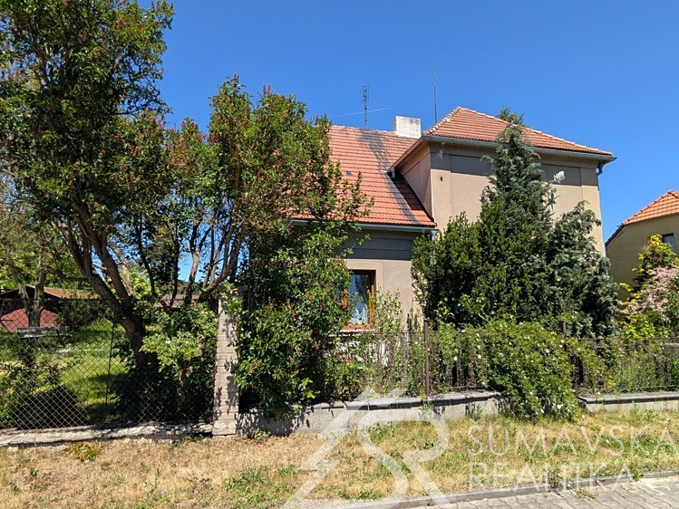 Prodej domu, 1 020 m² (3 z 27)