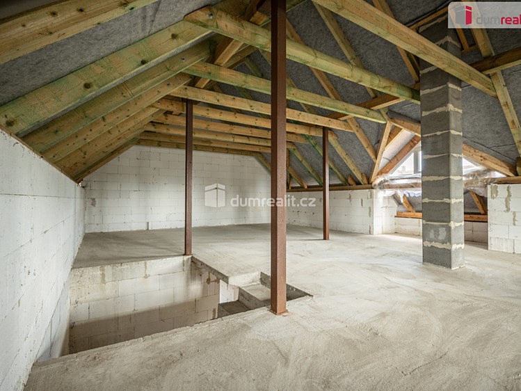 Prodej domu, 106 m² (19 z 33)