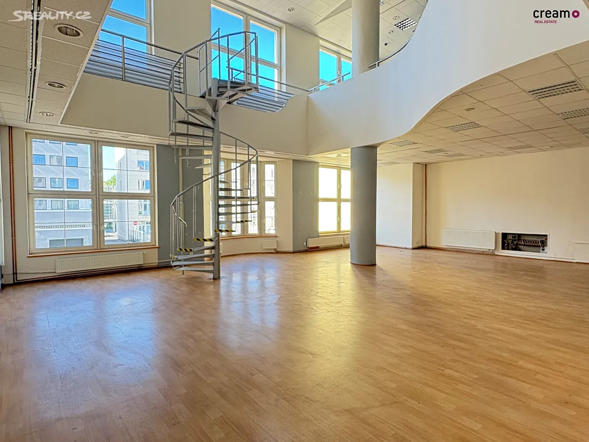 Pronájem obchodního prostoru 188 m², Teplice