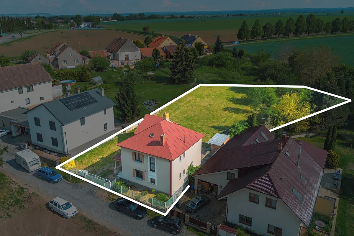 Prodej rodinného domu 160 m², pozemek 1748 m²