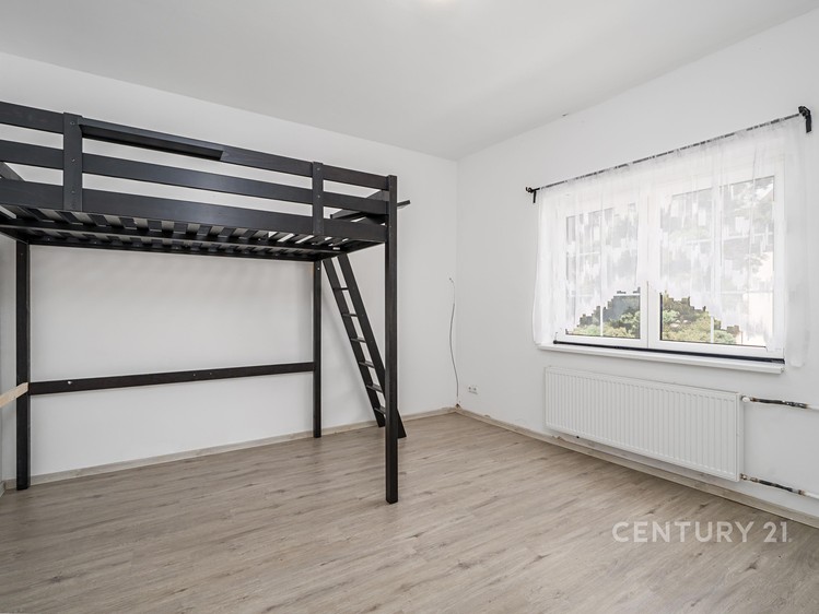 Будинок на продаж, 241 м² (24 з 35)