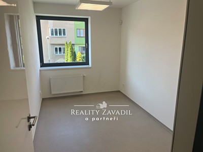 Комерційне приміщення в оренду, 12 м² (2 з 6)