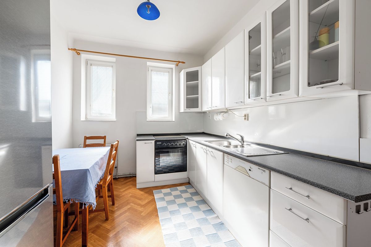 Pronájem bytu 1+1 37 m²