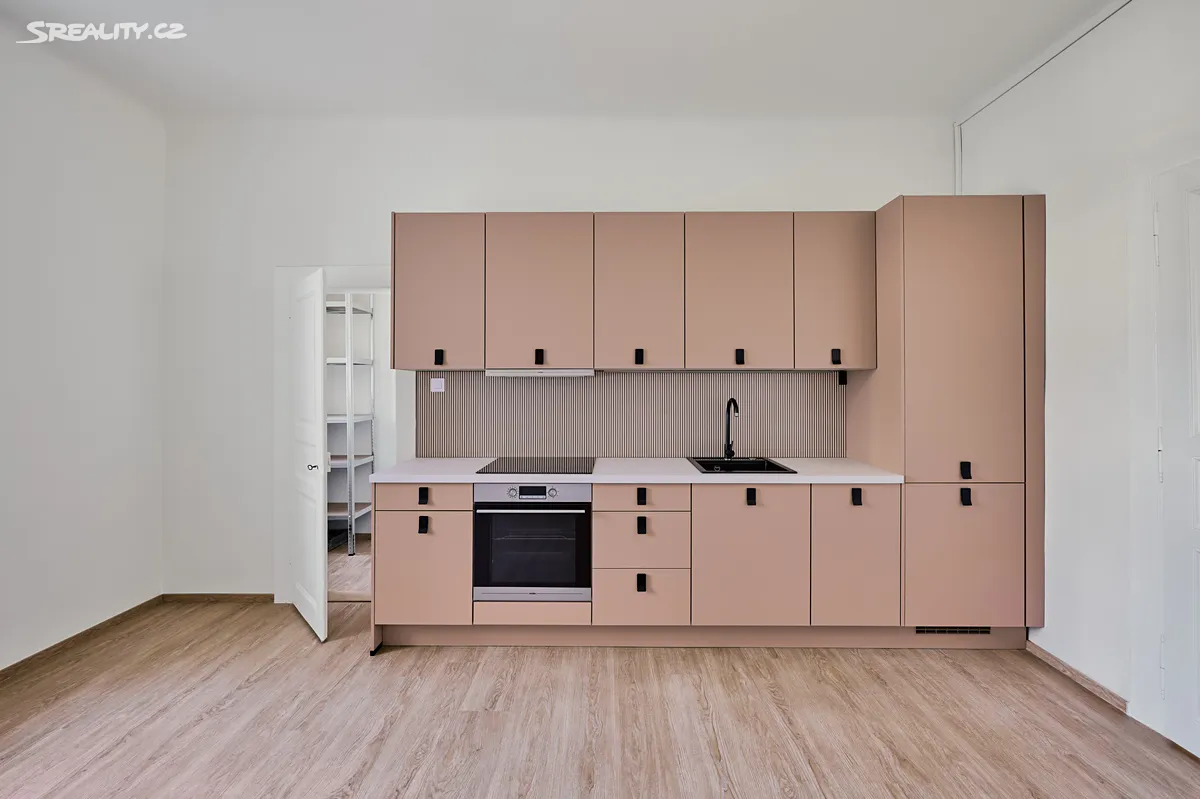 Pronájem bytu 2+kk 51 m², Praha