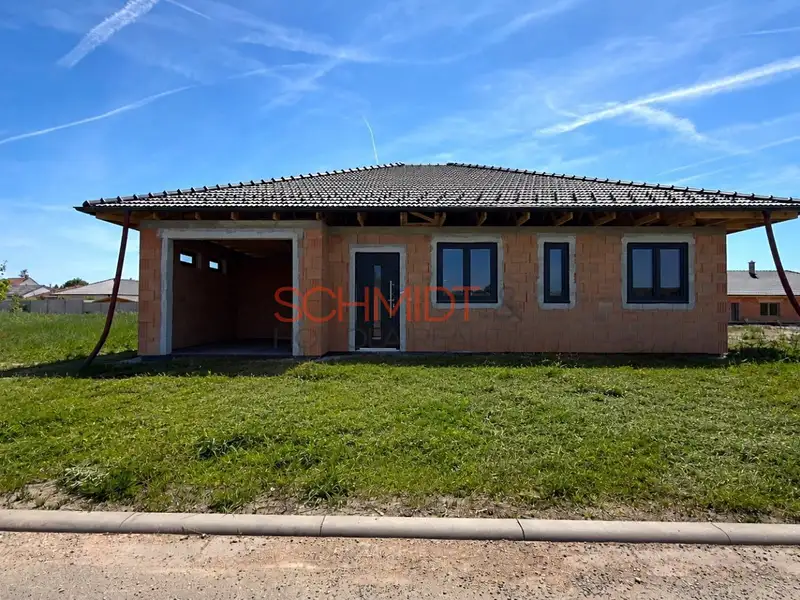 Prodej rodinného domu 157 m², pozemek 755 m², Starovičky – náhled fotky 2