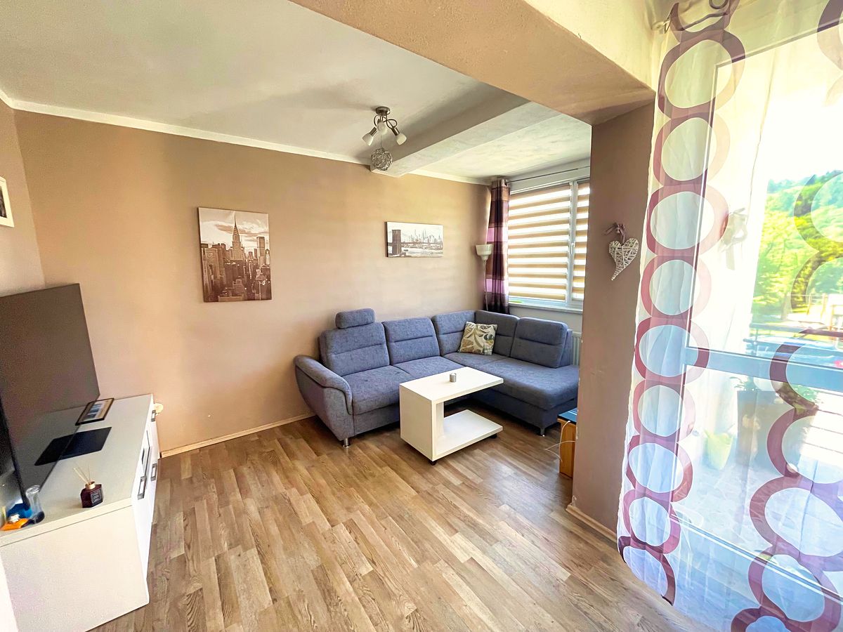 Prodej rodinného domu 210 m², pozemek 202 m² – fotografie 4