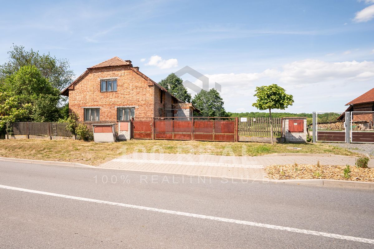 Prodej rodinného domu 115 m², pozemek 875 m² – fotografie 3