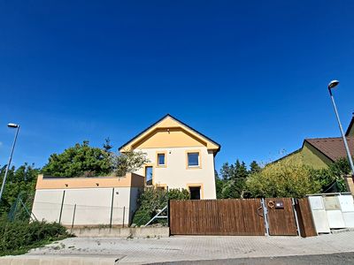 Prodej rodinného domu 200 m², pozemek 900 m²